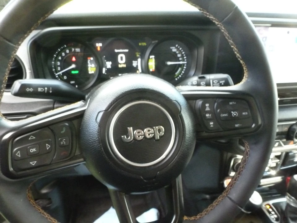 2024 Jeep JL Wrangler - Image 9 of 15