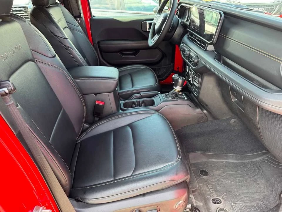 2024 Jeep JL Wrangler - Image 18 of 20