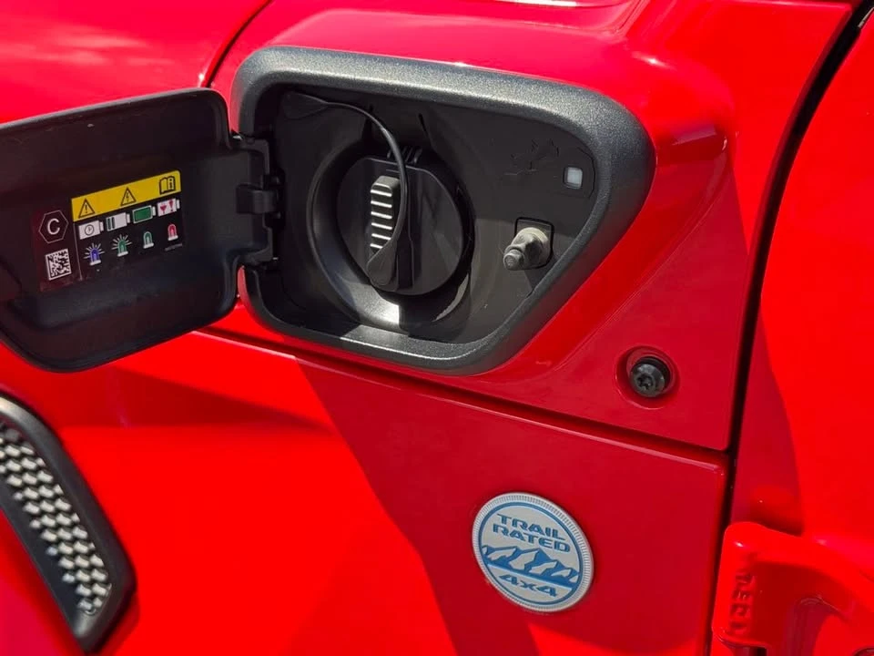 2024 Jeep JL Wrangler - Image 5 of 20