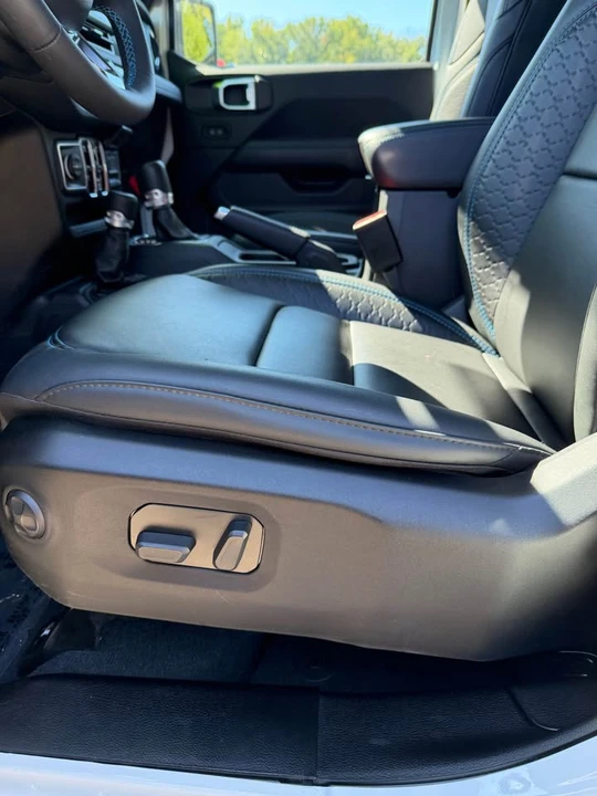 2024 Jeep JL Wrangler - Image 6 of 16