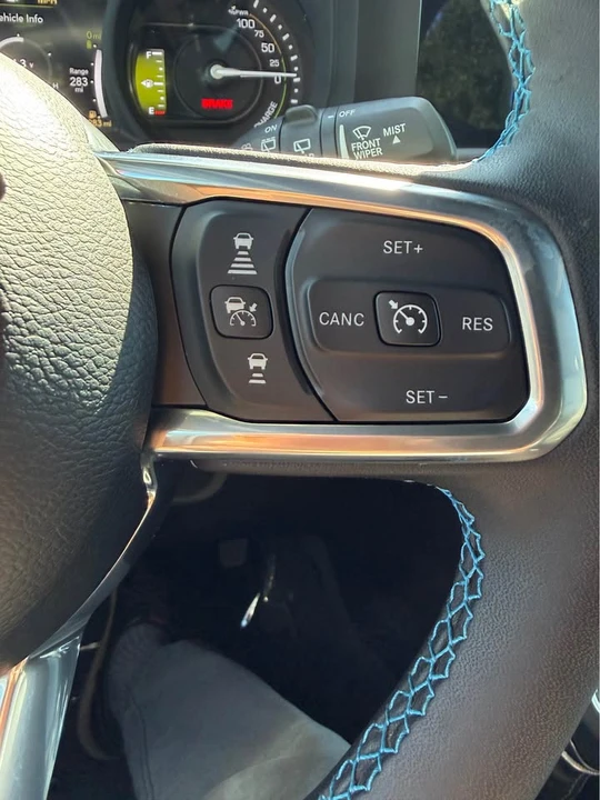 2024 Jeep JL Wrangler - Image 14 of 16