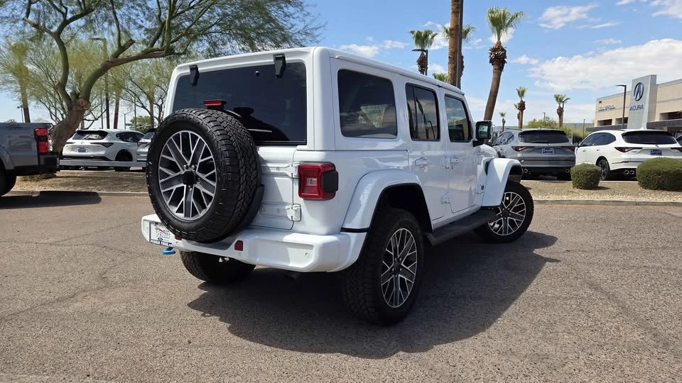2024 Jeep JL Wrangler - Image 3 of 19