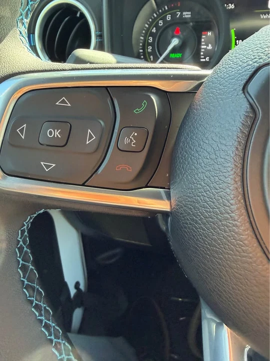 2024 Jeep JL Wrangler - Image 15 of 16