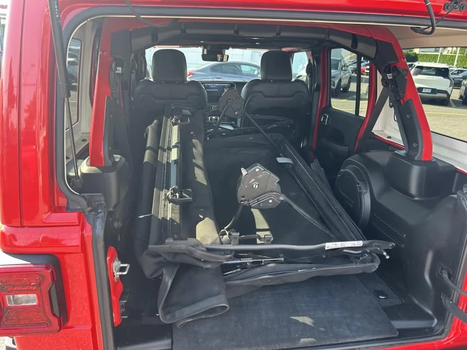 2024 Jeep JL Wrangler - Image 13 of 20