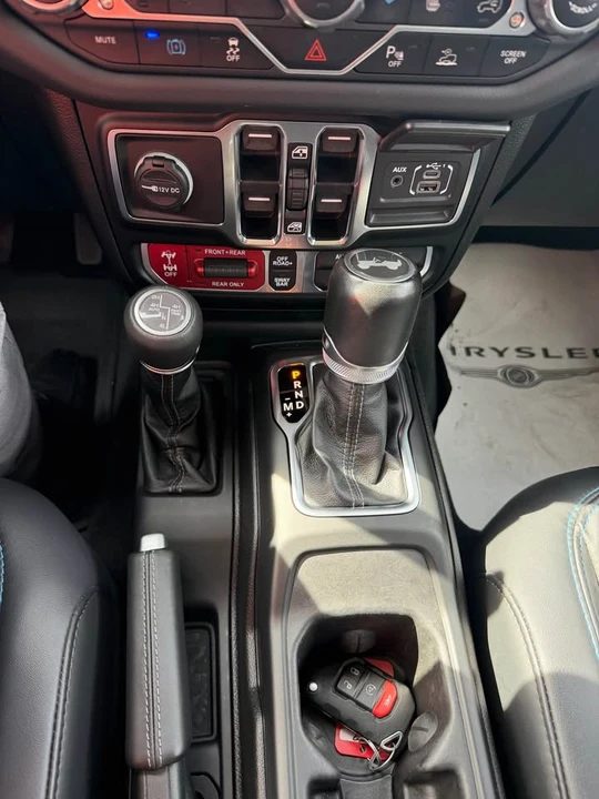 2024 Jeep JL Wrangler - Image 11 of 14