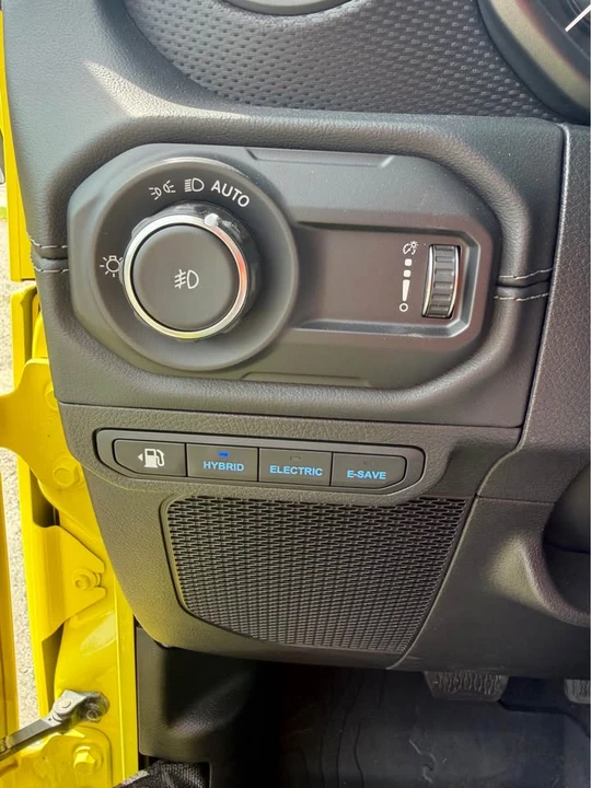 2024 Jeep JL Wrangler - Image 13 of 14