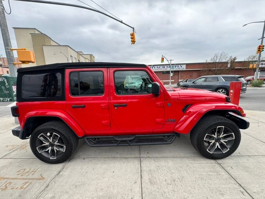 2024 Jeep JL Wrangler - Image 5 of 20