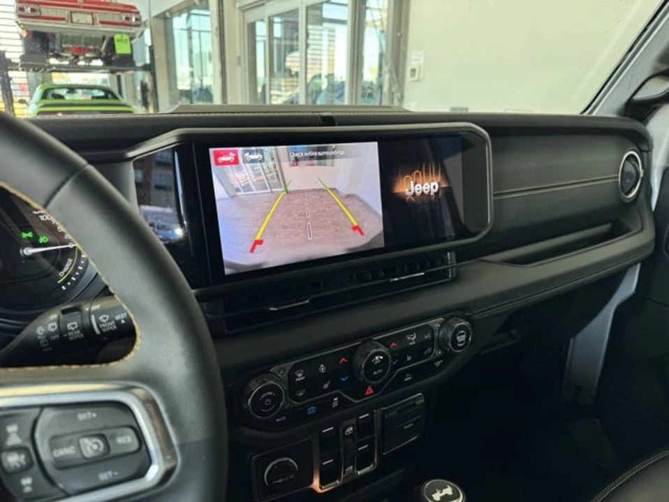 2024 Jeep JL Wrangler - Image 15 of 20