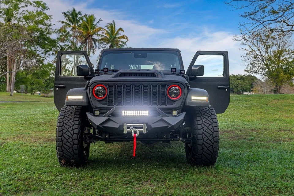 2024 Jeep JL Wrangler - Image 9 of 10