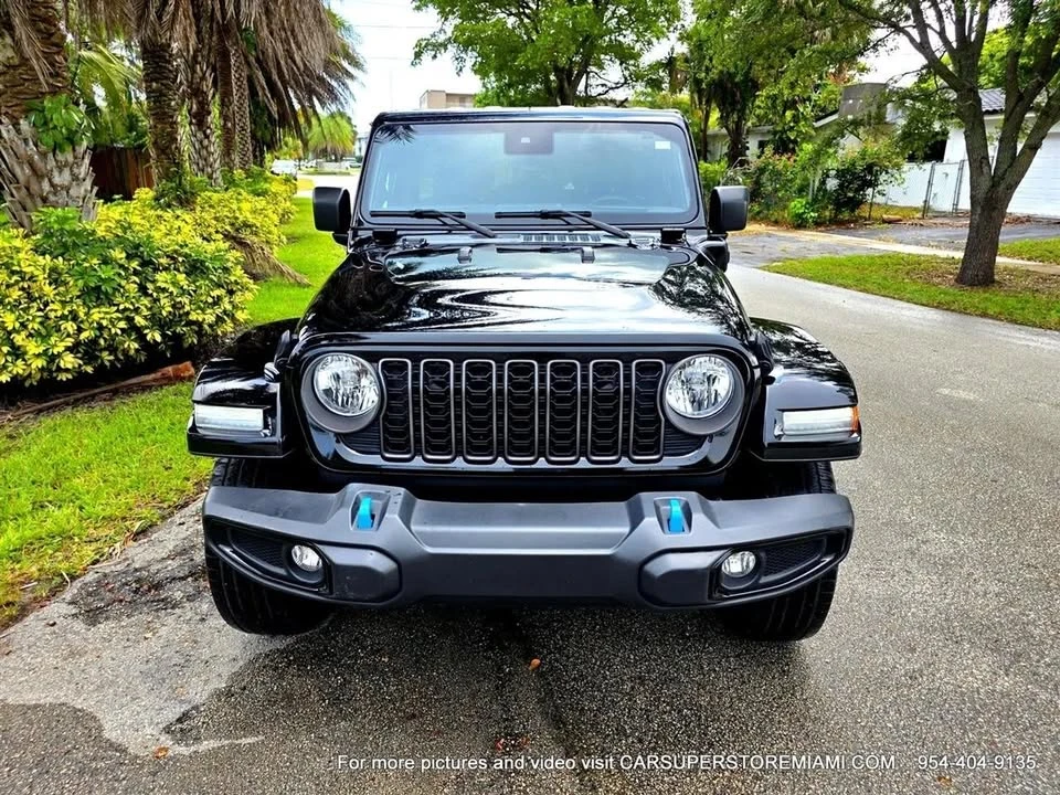 2024 Jeep JL Wrangler - Image 19 of 20