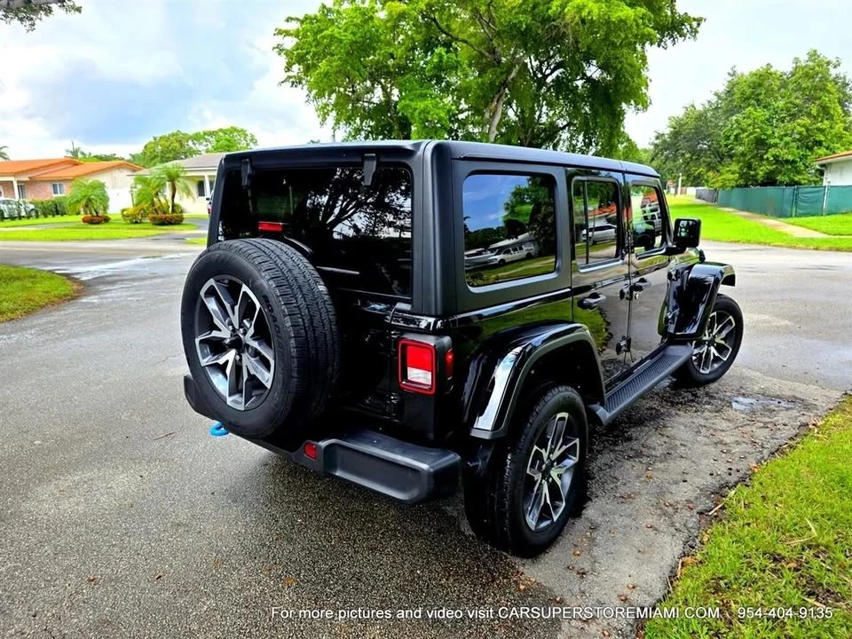 2024 Jeep JL Wrangler - Image 11 of 20