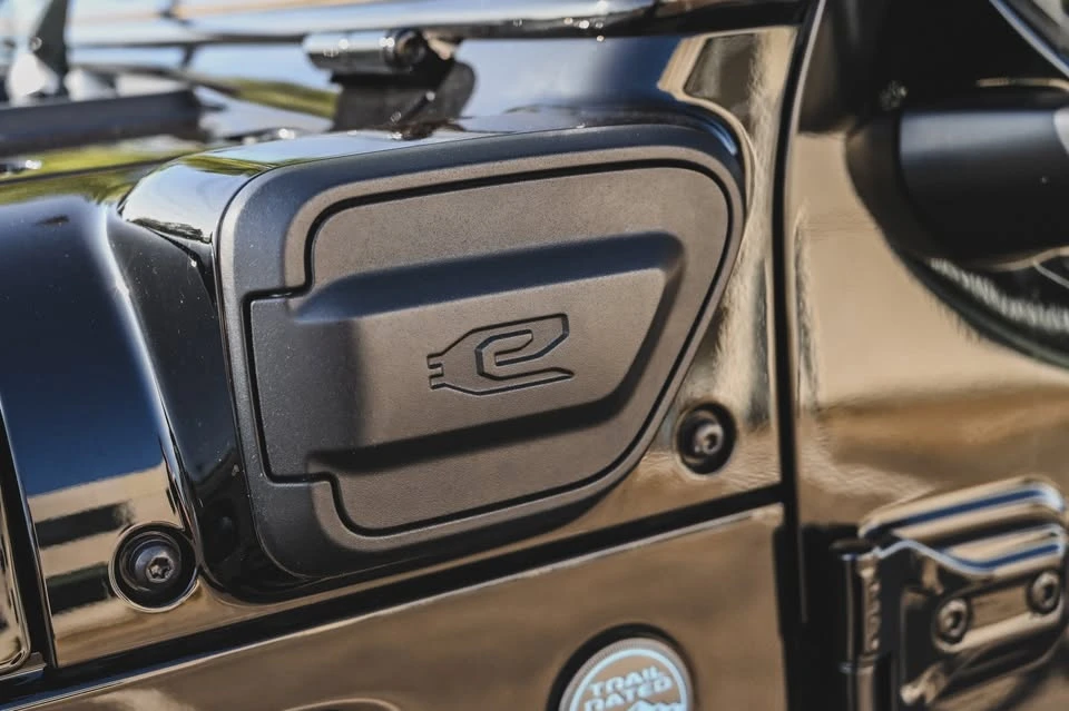 2024 Jeep JL Wrangler - Image 8 of 19