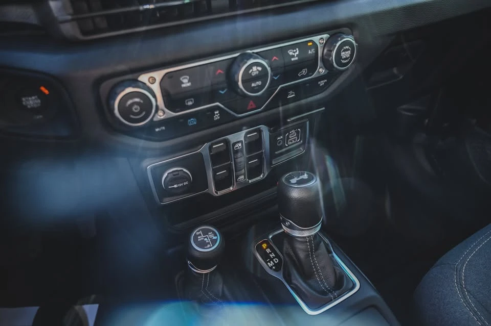 2024 Jeep JL Wrangler - Image 19 of 19