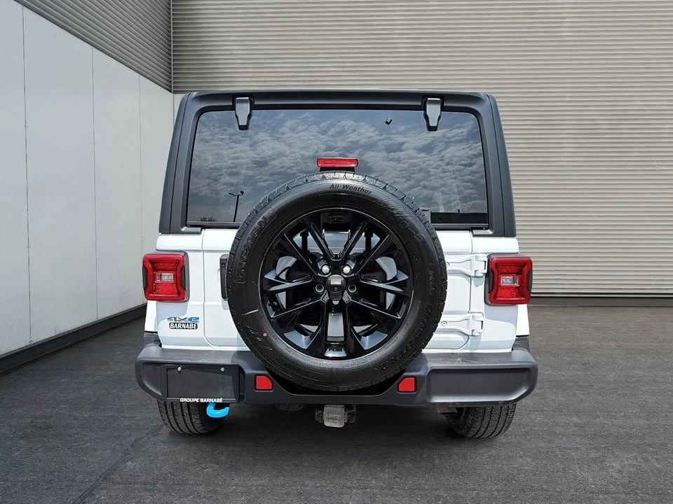2024 Jeep JL Wrangler - Image 3 of 10