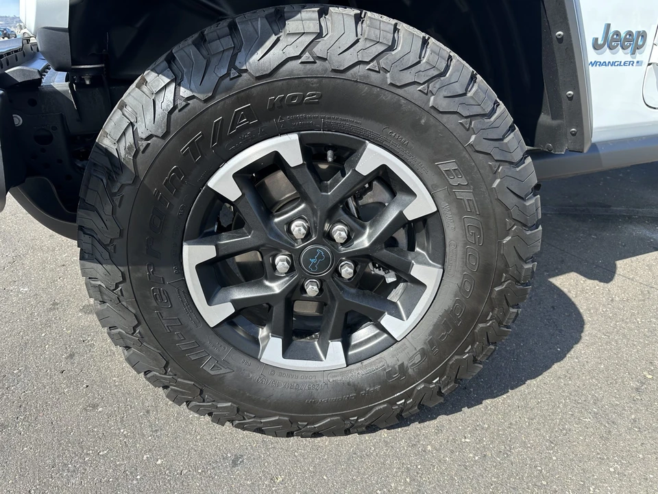 2024 Jeep JL Wrangler - Image 19 of 31
