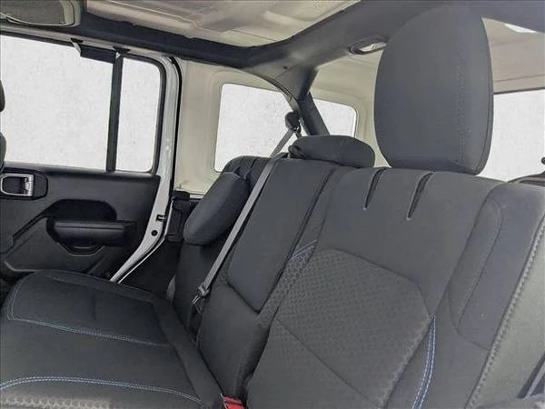 2024 Jeep JL Wrangler - Image 15 of 21