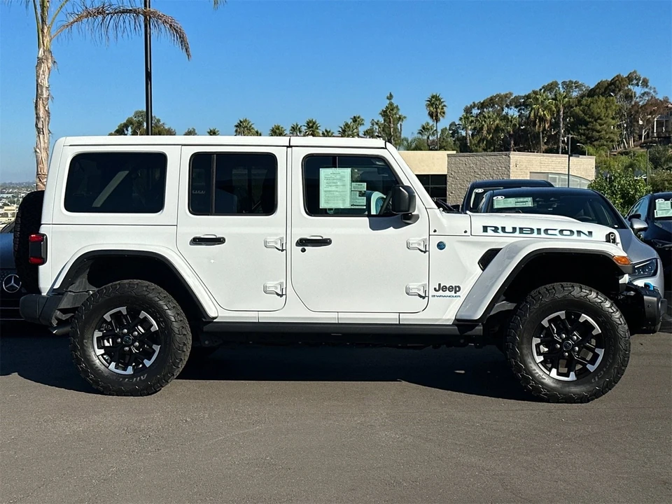 2024 Jeep JL Wrangler - Image 2 of 12
