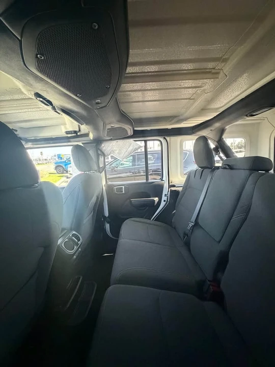 2024 Jeep JL Wrangler - Image 6 of 6