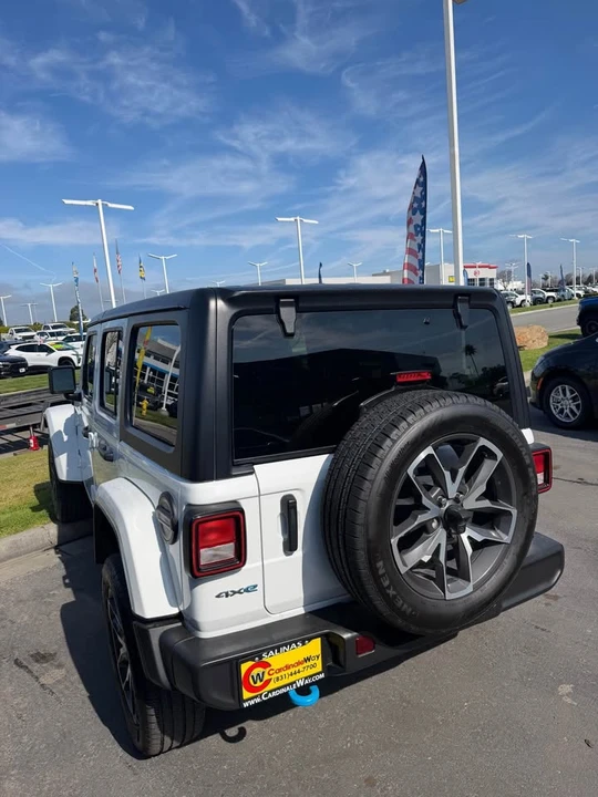 2024 Jeep JL Wrangler - Image 3 of 6