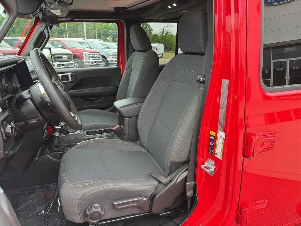 2024 Jeep JL Wrangler - Image 9 of 18