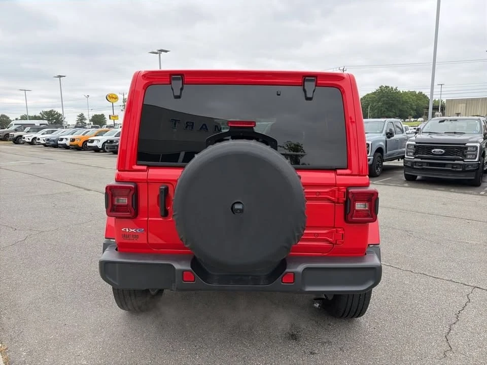 2024 Jeep JL Wrangler - Image 4 of 18