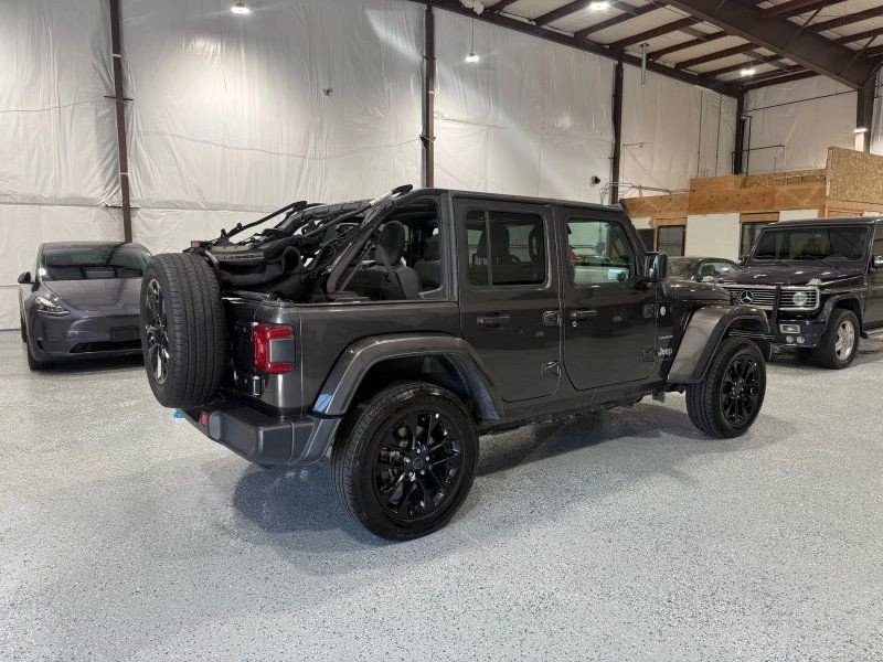 2024 Jeep JL Wrangler - Image 10 of 20