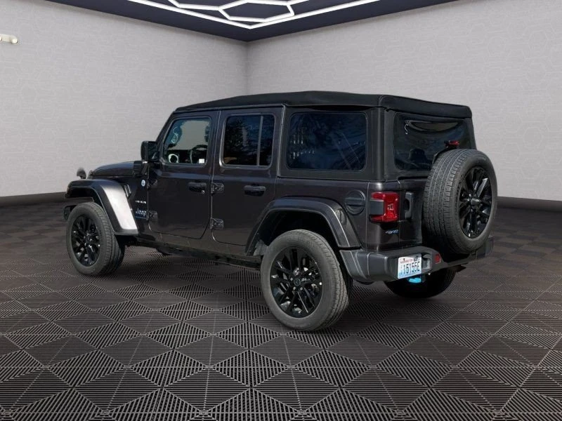 2024 Jeep JL Wrangler - Image 18 of 20