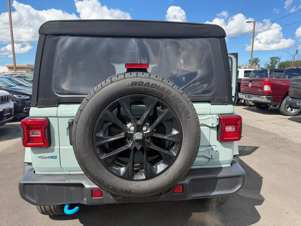 2024 Jeep JL Wrangler - Image 4 of 10