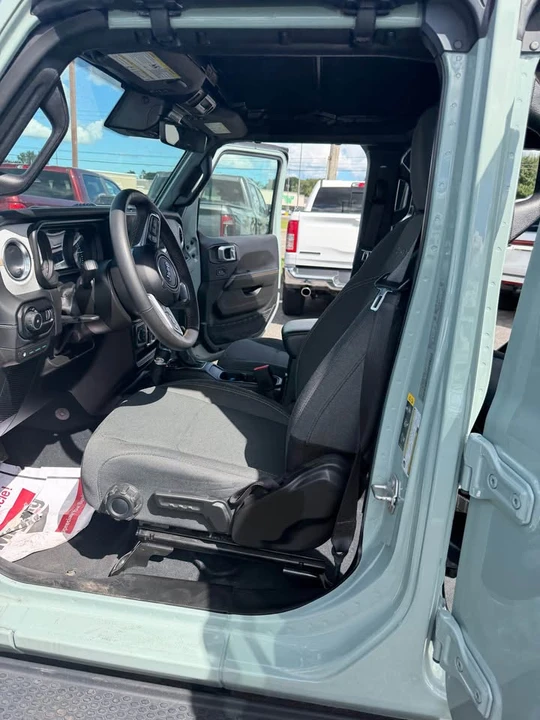 2024 Jeep JL Wrangler - Image 7 of 10