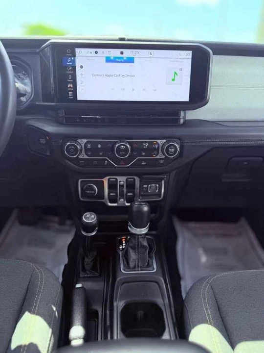 2024 Jeep JL Wrangler - Image 8 of 11