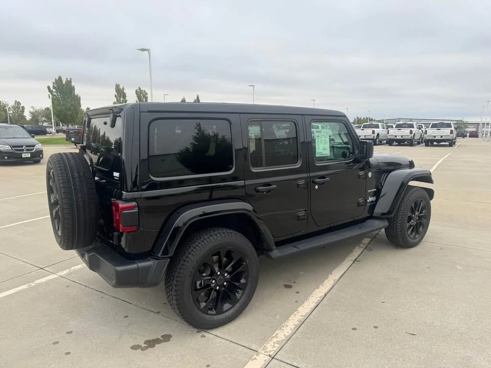 2024 Jeep JL Wrangler - Image 5 of 11
