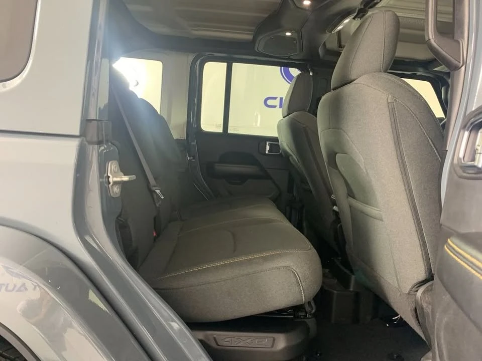 2024 Jeep JL Wrangler - Image 6 of 12