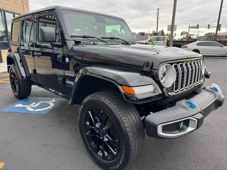 2024 Jeep JL Wrangler - Image 3 of 20