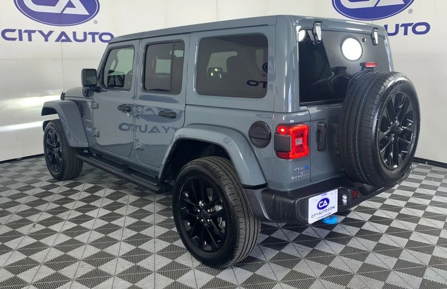 2024 Jeep JL Wrangler - Image 12 of 12