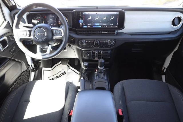 2024 Jeep JL Wrangler - Image 19 of 20