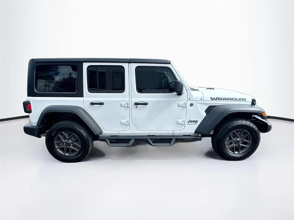 2024 Jeep JL Wrangler - Image 8 of 21