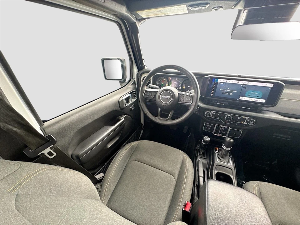 2024 Jeep JL Wrangler - Image 20 of 21