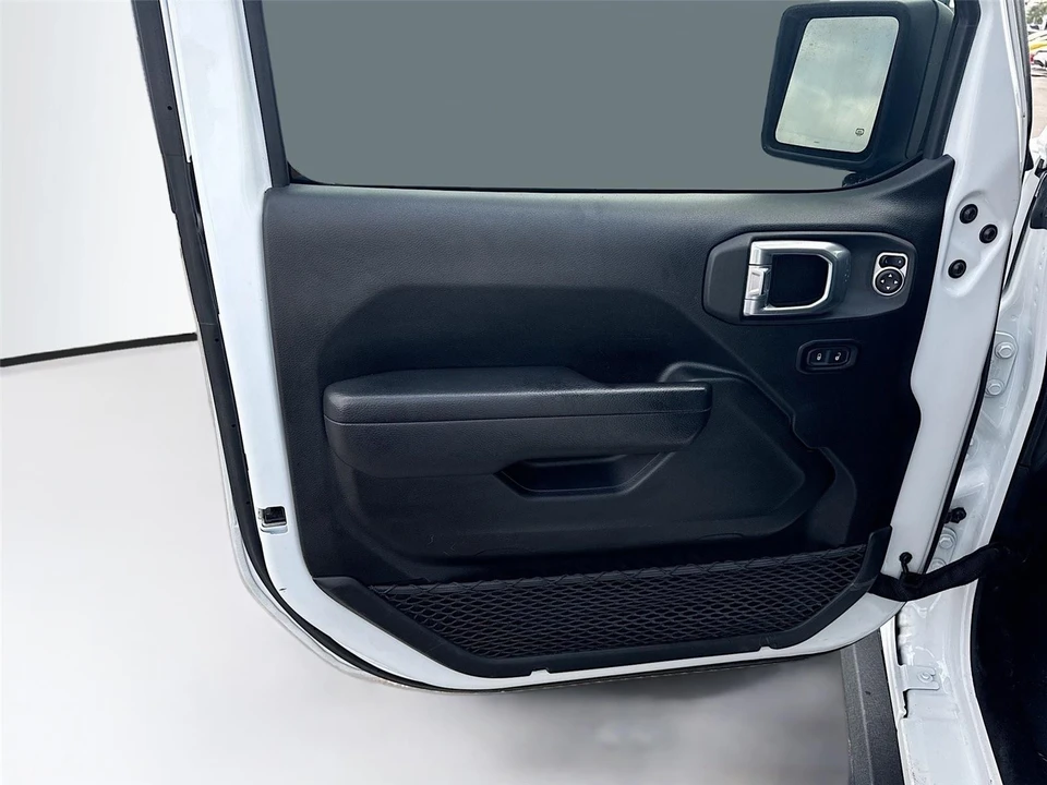 2024 Jeep JL Wrangler - Image 16 of 21