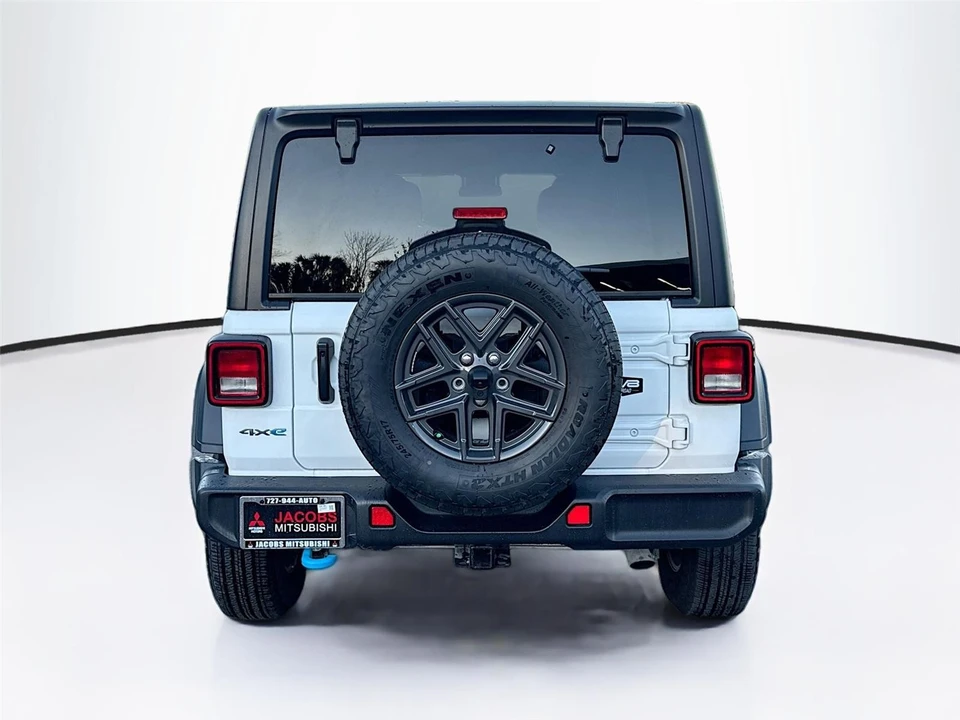 2024 Jeep JL Wrangler - Image 6 of 21