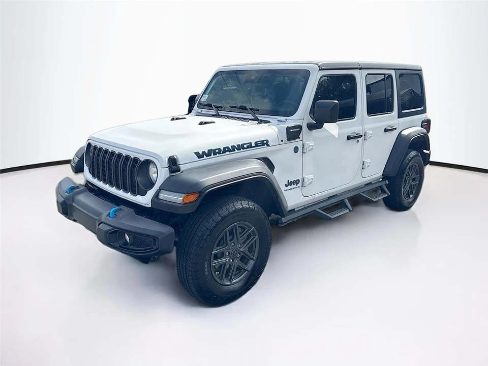 2024 Jeep JL Wrangler - Image 3 of 21