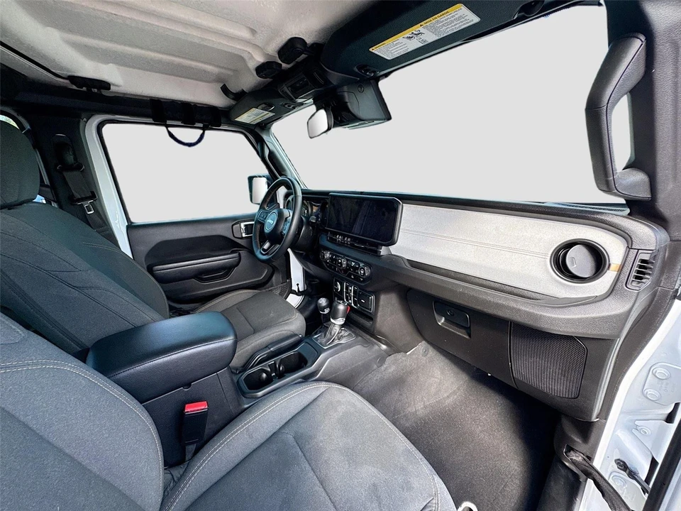 2024 Jeep JL Wrangler - Image 13 of 15