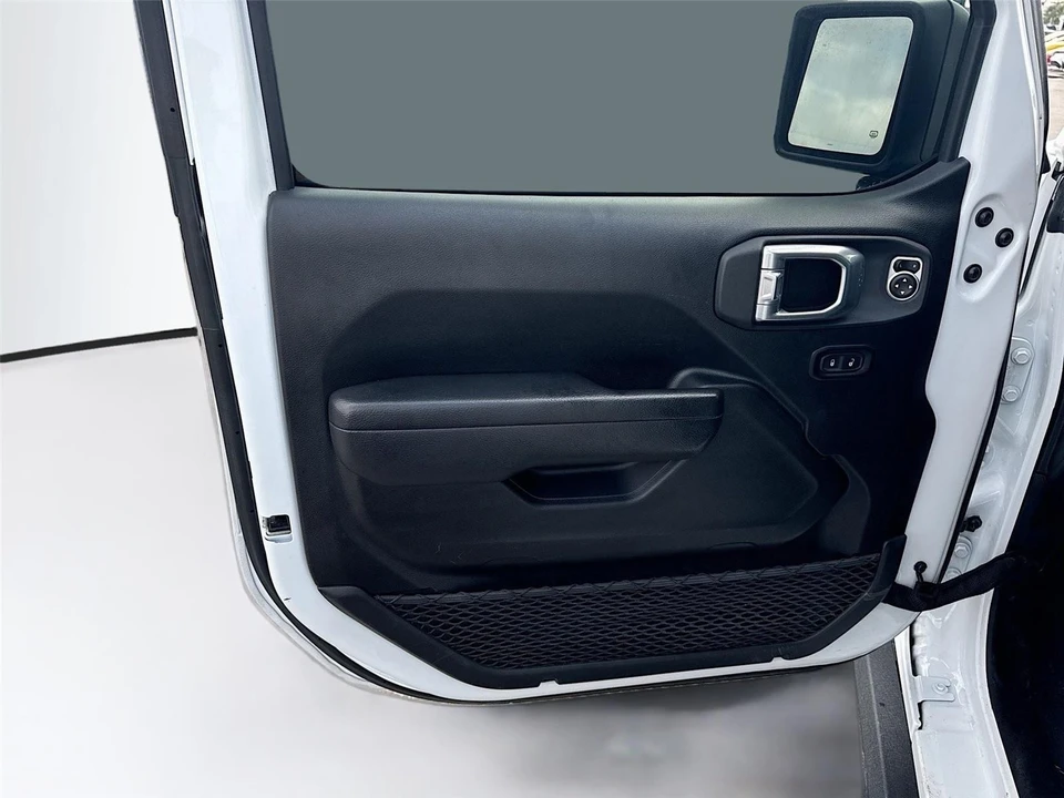 2024 Jeep JL Wrangler - Image 16 of 21