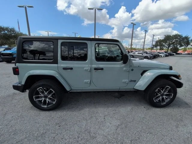 2024 Jeep JL Wrangler - Image 4 of 19