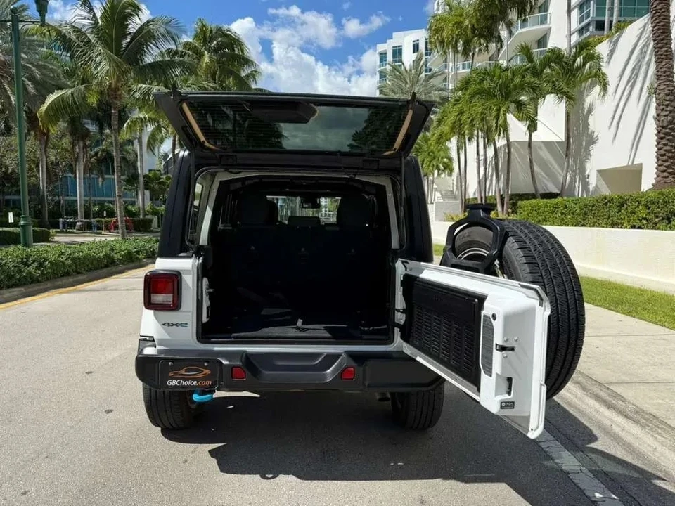 2024 Jeep JL Wrangler - Image 12 of 12