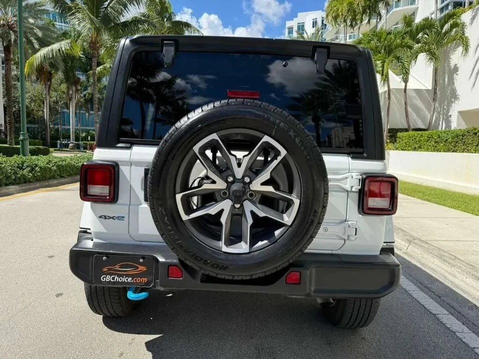 2024 Jeep JL Wrangler - Image 7 of 12