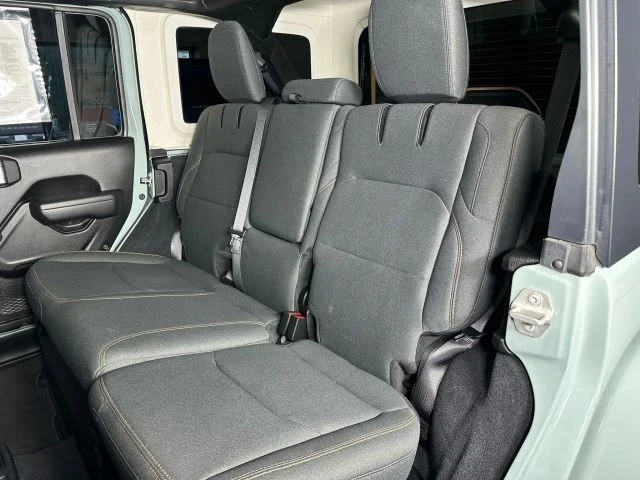 2024 Jeep JL Wrangler - Image 14 of 21