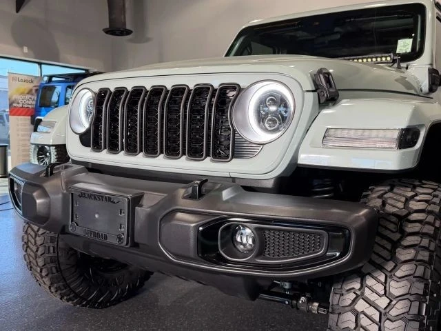 2024 Jeep JL Wrangler - Image 4 of 21