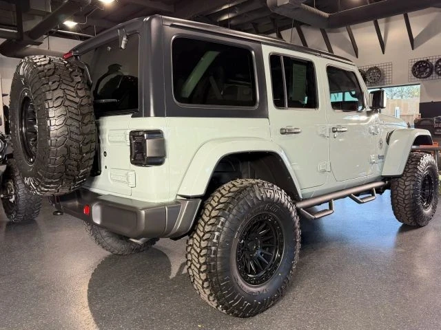 2024 Jeep JL Wrangler - Image 11 of 21