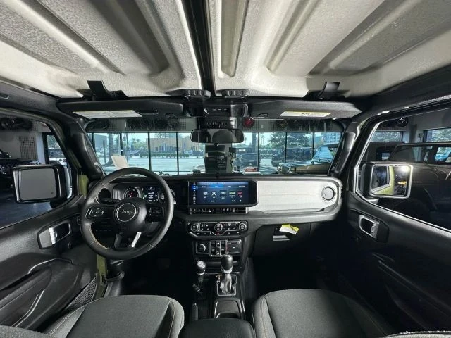 2024 Jeep JL Wrangler - Image 17 of 21