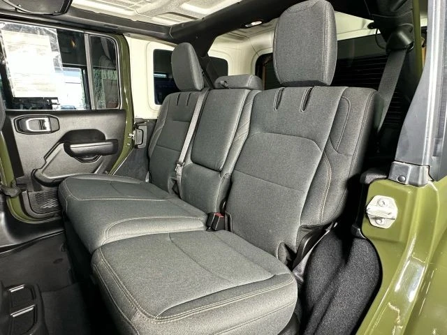 2024 Jeep JL Wrangler - Image 14 of 21